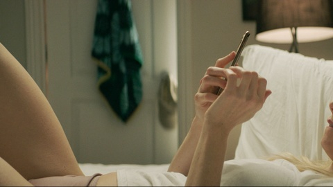 Pic: Iliza Shlesinger in Good on Paper (2021)
