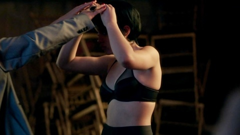 Pic: Whitney Peak in Gossip Girl