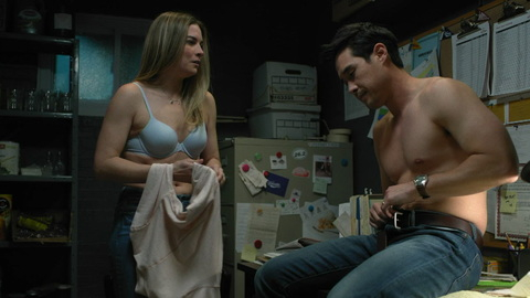 Pic: Annie Murphy in KEVIN CAN F**K HIMSELF (2021)