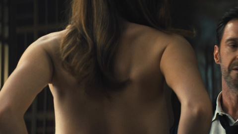 Pic: Rebecca Ferguson in Reminiscence (2021)