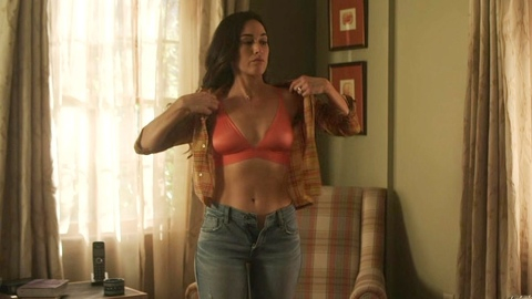 Pic: Alison Luff in Heels (2021-2023)