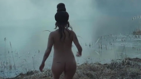 Pic: Halsey in If I Can't Have Love, I Want Power