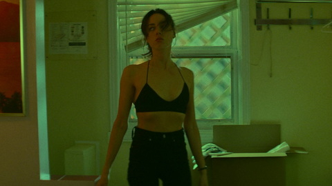 Pic: Aubrey Plaza in Best Sellers