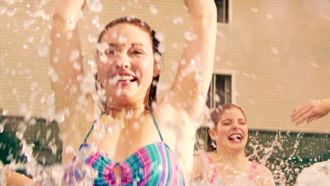 Pic: Madelyn Cline in This is the Night (2021)