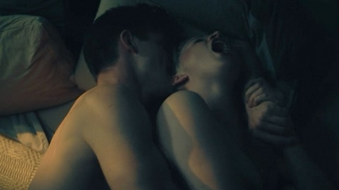 Pic: Luna Wedler in Je suis Karl (2021)