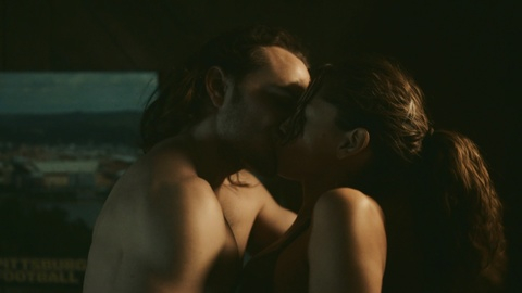 Pic: Julia Mayorga in American Rust