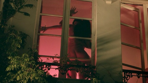 Pic: Éloïse Valli in Friendzone