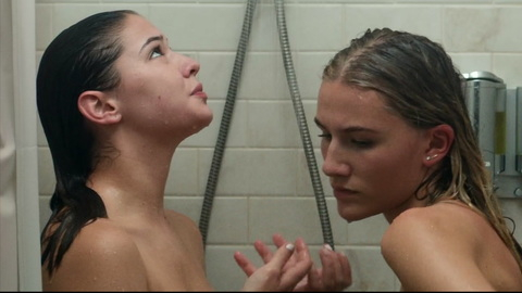 Pic: Madelyn Cline in What Breaks the Ice