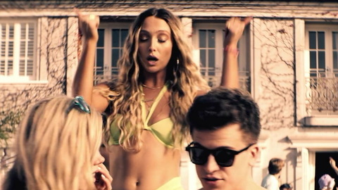 Pic: Sara Thompson in One of Us Is Lying