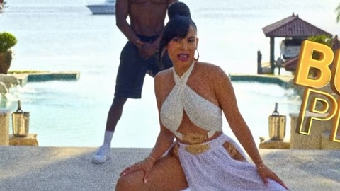 Pic: Nadine Velazquez in Queens