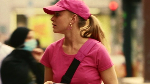 Pic: Jeanne Goursaud in Para - We Are King