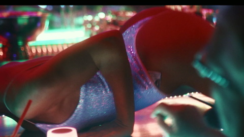 Pic: Jeanne Goursaud in Para - We Are King