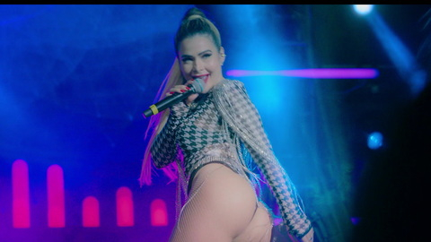 Pic: Mila in Sintonia