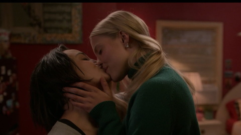 Pic: Reneé Rapp in The Sex Lives of College Girls