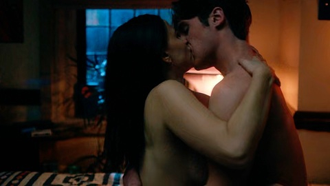 Pic: Pauline Chalamet in The Sex Lives of College Girls