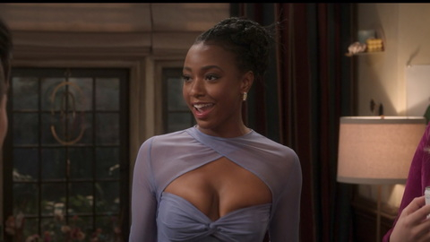 Pic: Alyah Chanelle Scott in The Sex Lives of College Girls