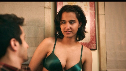 Pic: Amrit Kaur in The Sex Lives of College Girls (2021)