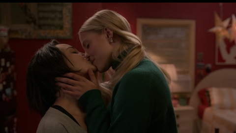 Pic: Midori Francis in The Sex Lives of College Girls