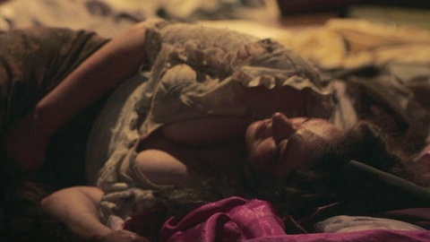 Pic: Merve Şeyma Zengin in The Club