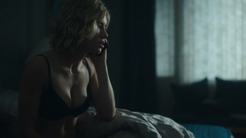 Pic: Jennifer Holland in Peacemaker