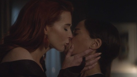 Pic: Victoria Cartagena in Batwoman