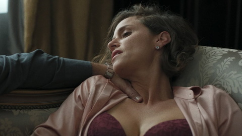 Pic: Guenia Lemos in Insanity