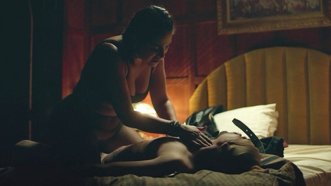 Pic: Liz Gallardo in Bunker