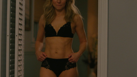 Pic: Kristen Bell in The Woman in the House Across the Street from the Girl in the Window