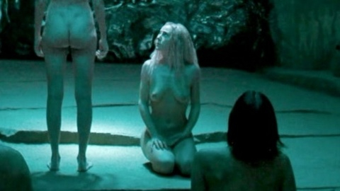 Pic: Ángela Cremonte in Feria: The Darkest Light