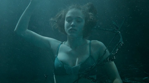 Pic: Carla Campra in Feria: The Darkest Light (2022)