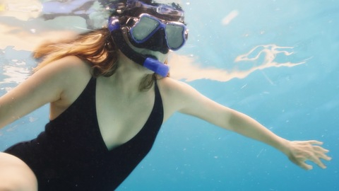 Pic: Alicia Silverstone in The Requin (2022)