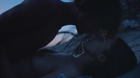 Pic: Sonia Mietielica in Into the Wind