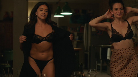 Pic: Gina Rodriguez in I Want You Back