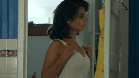 Pic: Caitlin Stasey in Summer Days, Summer Nights