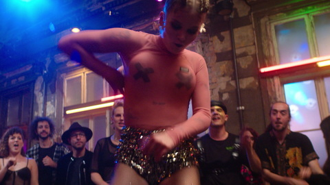 Pic: Lea Lavabre in Battle: Freestyle