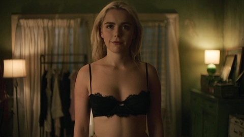 Pic: Kiernan Shipka in Swimming with Sharks