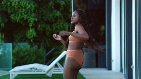 Pic: Issa Rae in Roar (2022)
