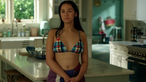 Pic: Lola Tung in The Summer I Turned Pretty
