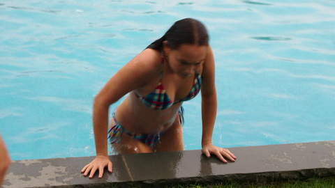 Pic: Lola Tung in The Summer I Turned Pretty