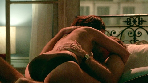 Pic: Lola Tung in The Summer I Turned Pretty