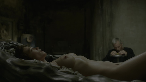 Pic: Léa Seydoux in Crimes of the Future