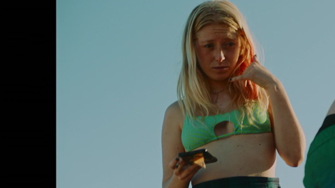 Pic: Malva Vela in How to Screw It All Up (Cómo mandarlo todo a la mierda)