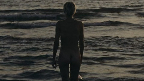 Pic: Bebe Sesitashvili in Wet Sand