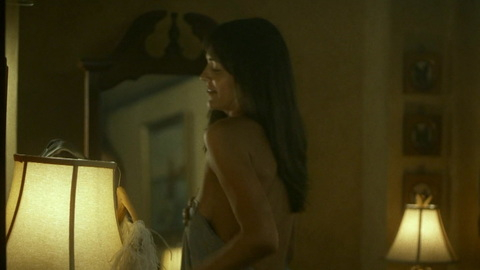 Pic: Lauren Glazier in Tales of the Walking Dead