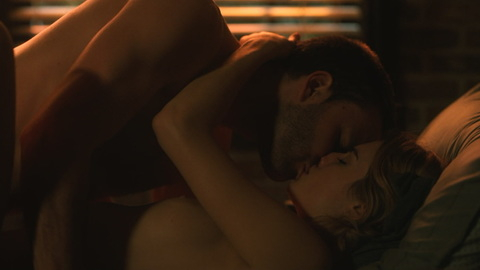 Pic: Grace Van Patten in Tell Me Lies (2022)