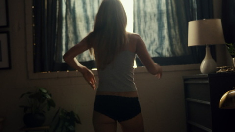 Pic: Grace Van Patten in Tell Me Lies