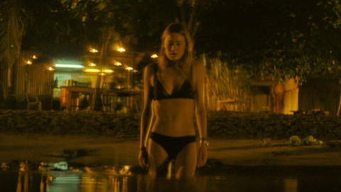 Pic: Camille Rowe in No Limit