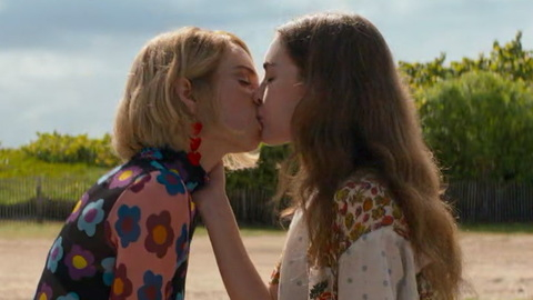 Pic: Maya Hawke in Do Revenge