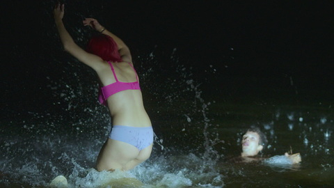 Pic: Dora Postigo in Rainbow