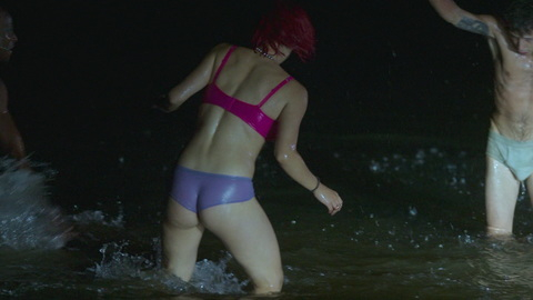 Pic: Dora Postigo in Rainbow